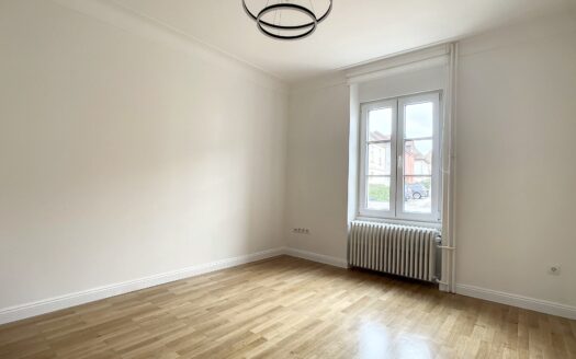 *LOUÉ * — LOCATION CABINETS MÉDICAUX À ASPELT —