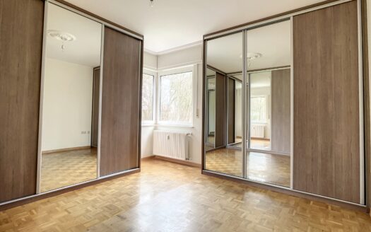 * VENDU * — BEL APPARTEMENT À VENDRE À BONNEVOIE –