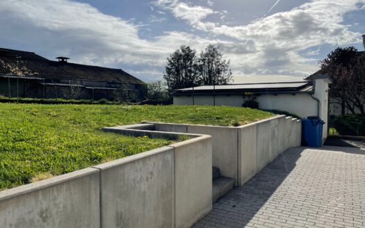 — BUREAU À LOUER À FENNANGE —