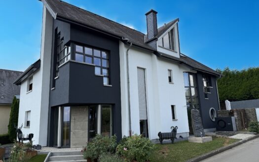 — MAISON D’EXCEPTION À VENDRE À CLEMENCY —