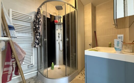 — BEAU STUDIO À LOUER À DUDELANGE —