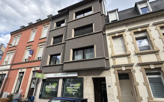 — BEAU LOCAL COMMERCIAL À LOUER À BELAIR —